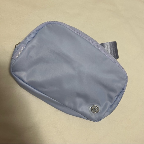 lululemon athletica Handbags - 🆕 Lululemon Everywhere Belt Bag 1L - Pastel Blue